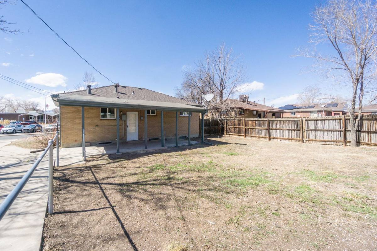 House for rent at 7028 Lipan St, Denver, CO 80221
