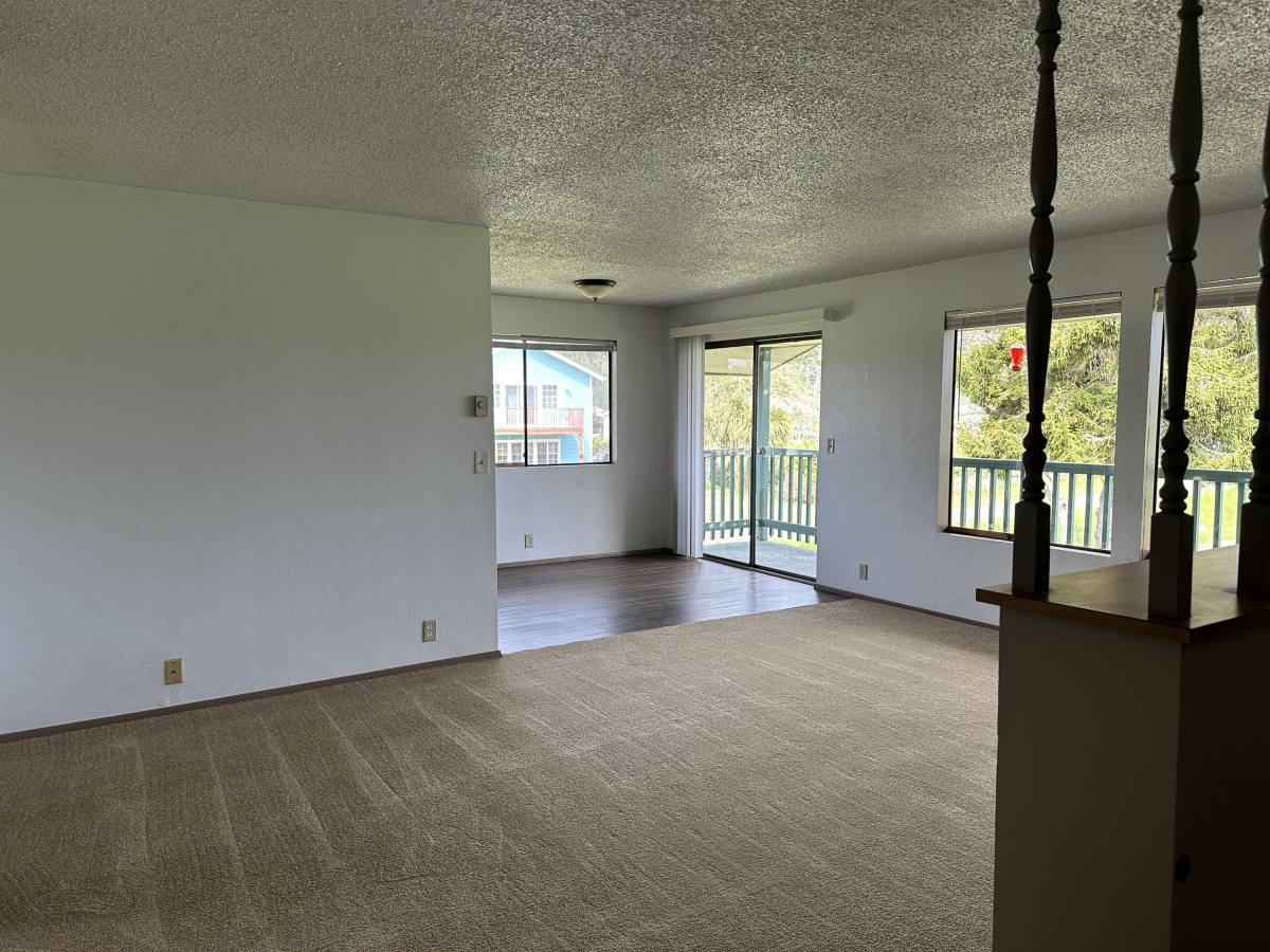 Apartment for rent at 618 N Ocosta St #1, Westport, WA 98595