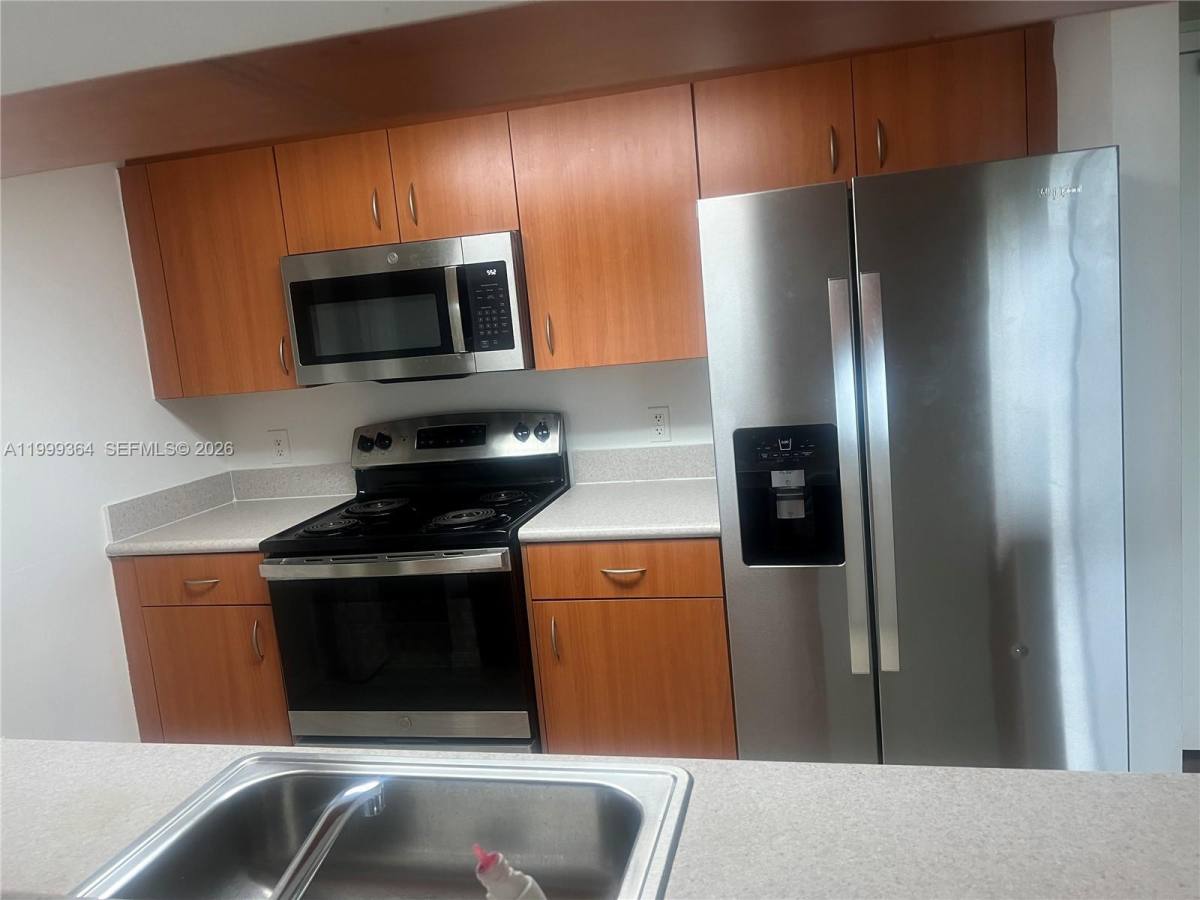 Apartment for rent at 816 NW 11th St #1002, Miami, FL 33136