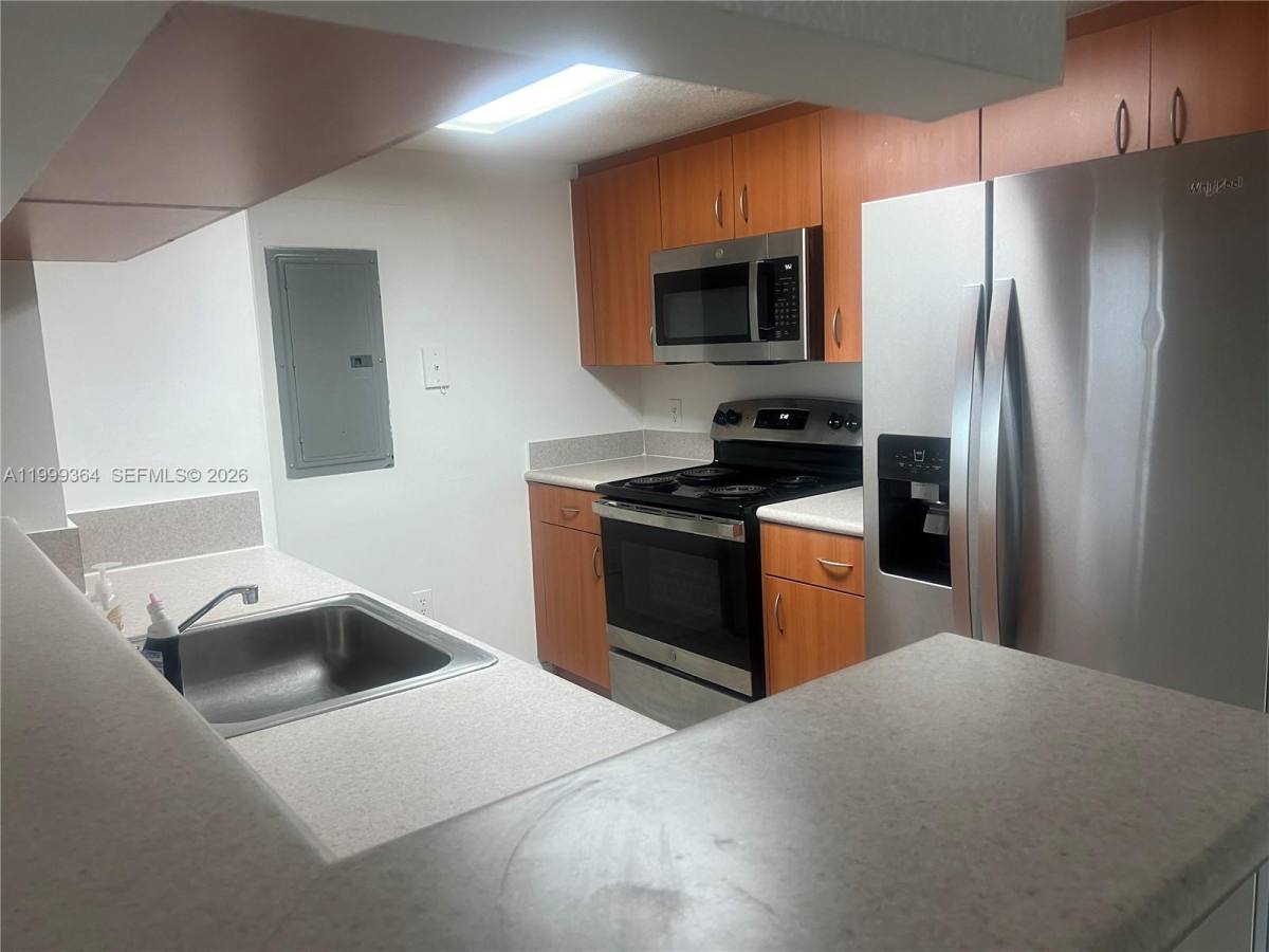 Apartment for rent at 816 NW 11th St #1002, Miami, FL 33136