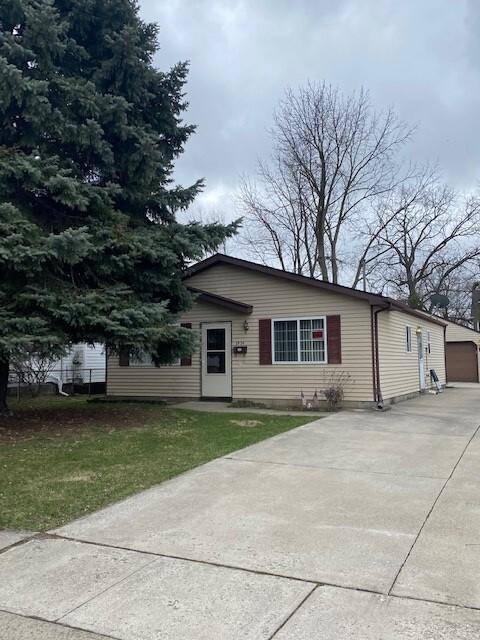 House for rent at Pease, 2924 117th St, Toledo, OH 43611