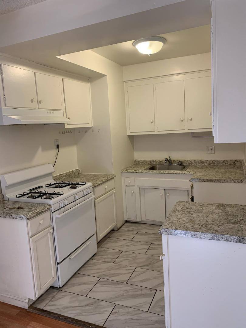Apartment for rent at Oasis, 5309 Agnes Ave #14, Valley Village, CA 91607