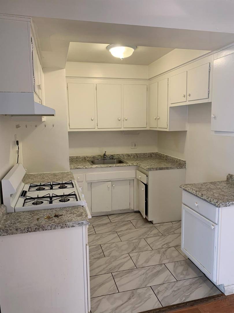 Apartment for rent at Oasis, 5309 Agnes Ave #14, Valley Village, CA 91607