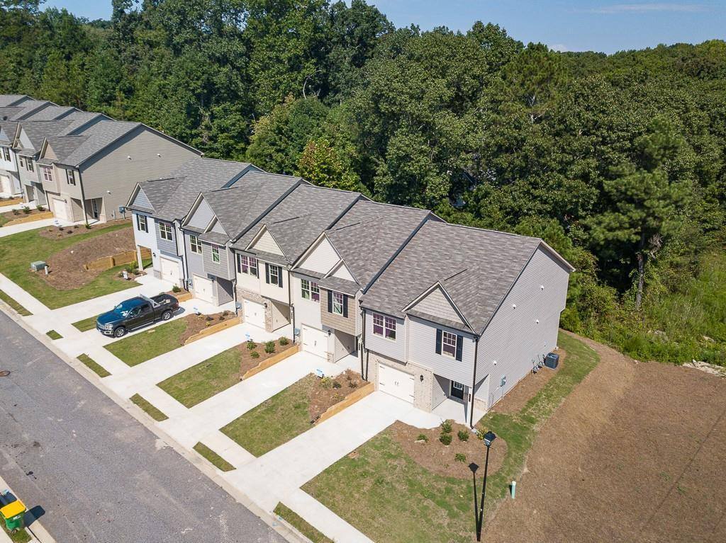Townhouse for rent at Turtle Creek Villas, 370 Turtle Creek Dr #1, Winder, GA 30680