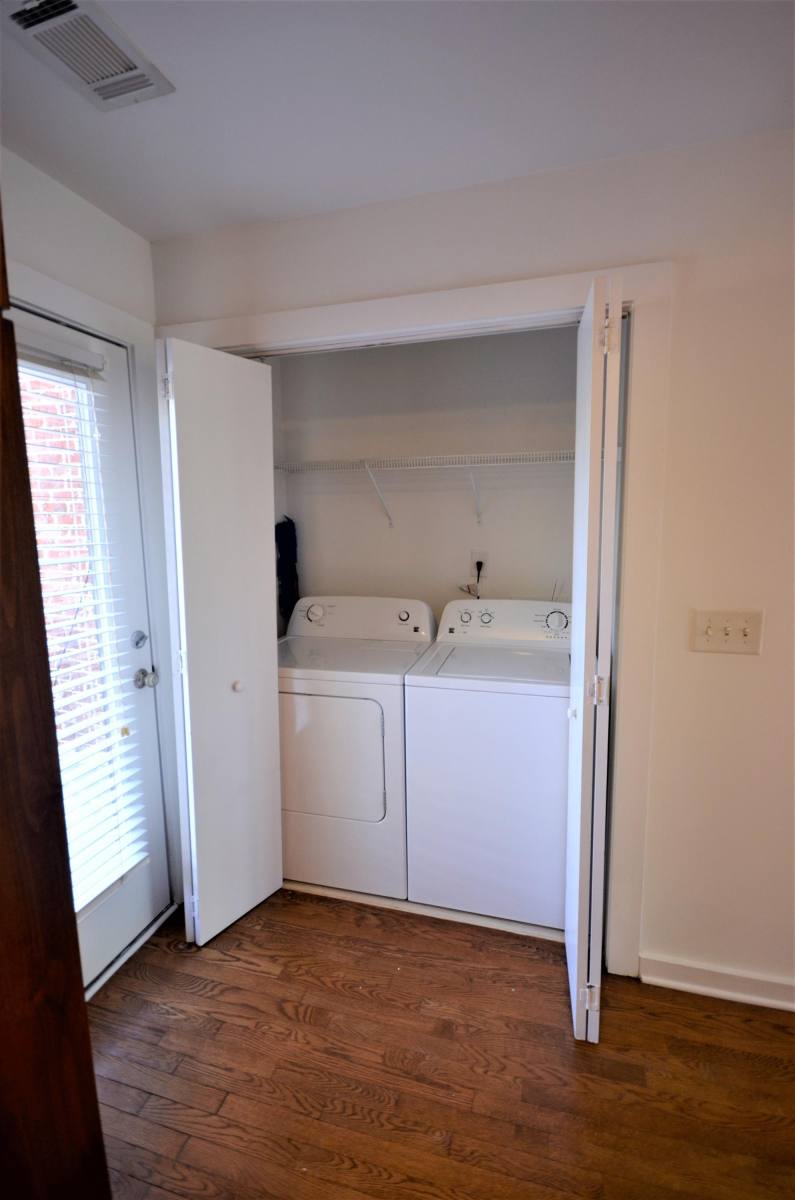 Townhouse for rent at 142 Moreland Ave SE #102, Atlanta, GA 30316