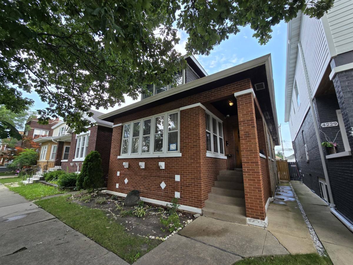 House for rent at 4231 N Marmora Ave, Chicago, IL 60634