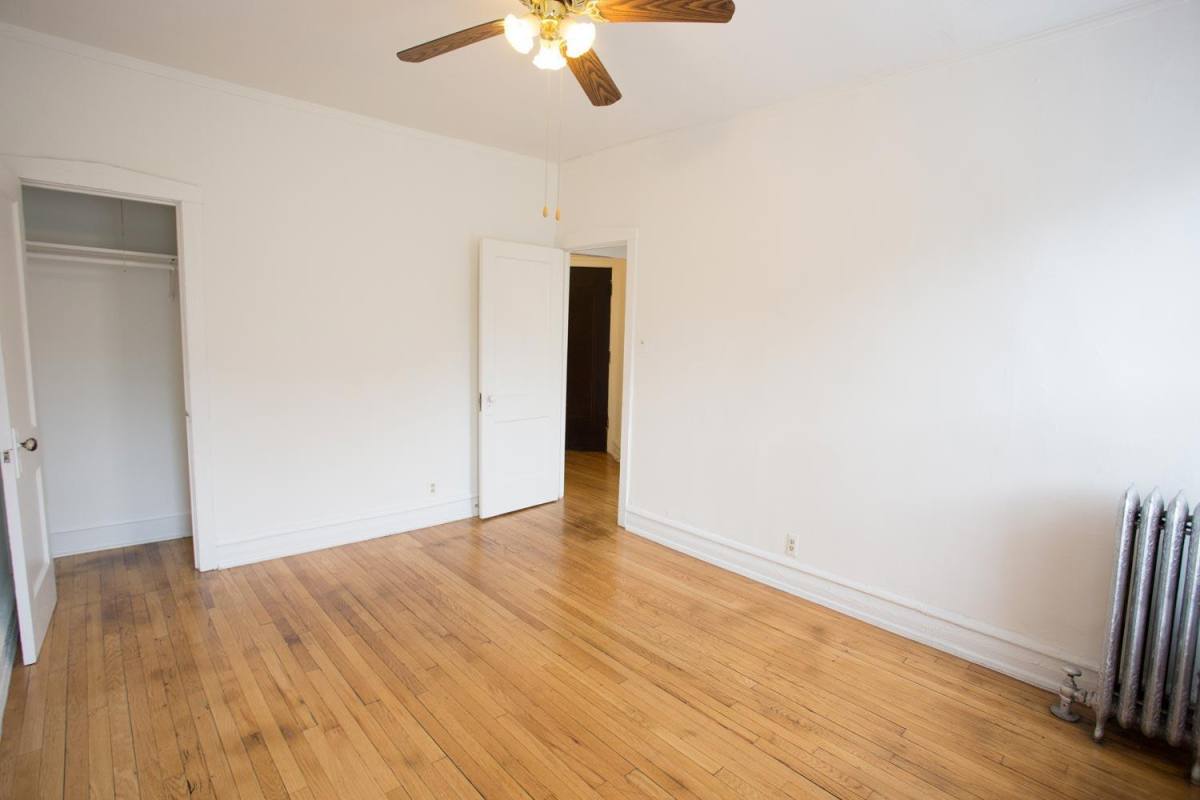 Apartment for rent at 5300 S Greenwood Ave #3, Chicago, IL 60615