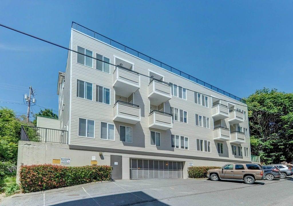 Apartment for rent at 1620 Dexter Ave N #204, Seattle, WA 98109