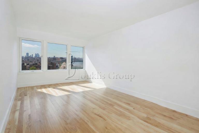 Apartment for rent at 246 Pearl St #1210, New York, NY 10038