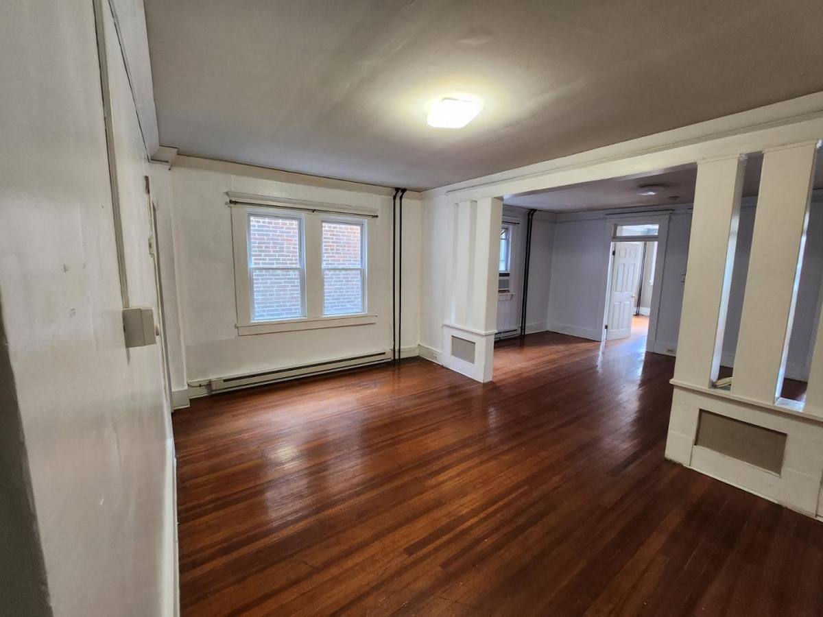 Apartment for rent at 23 Francis St, Annapolis, MD 21401