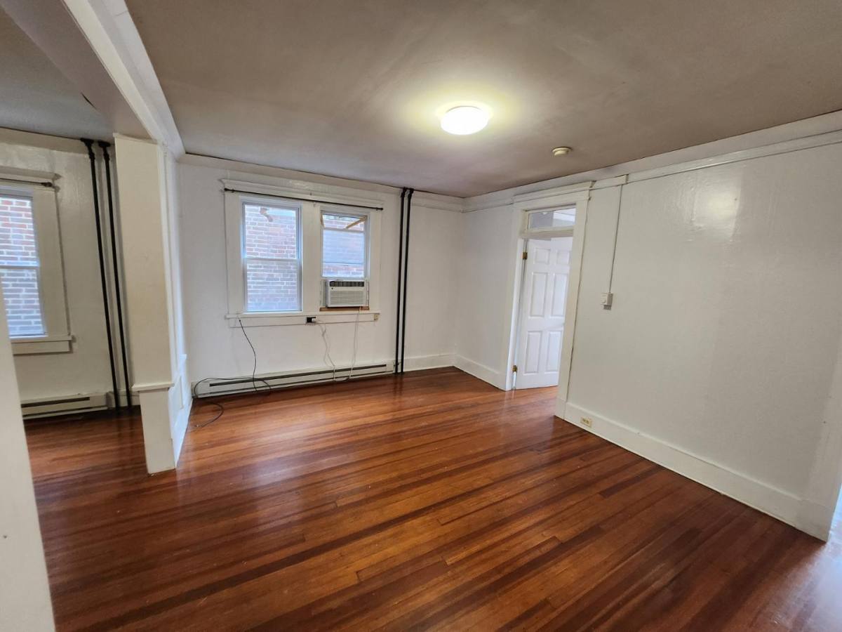 Apartment for rent at 23 Francis St, Annapolis, MD 21401
