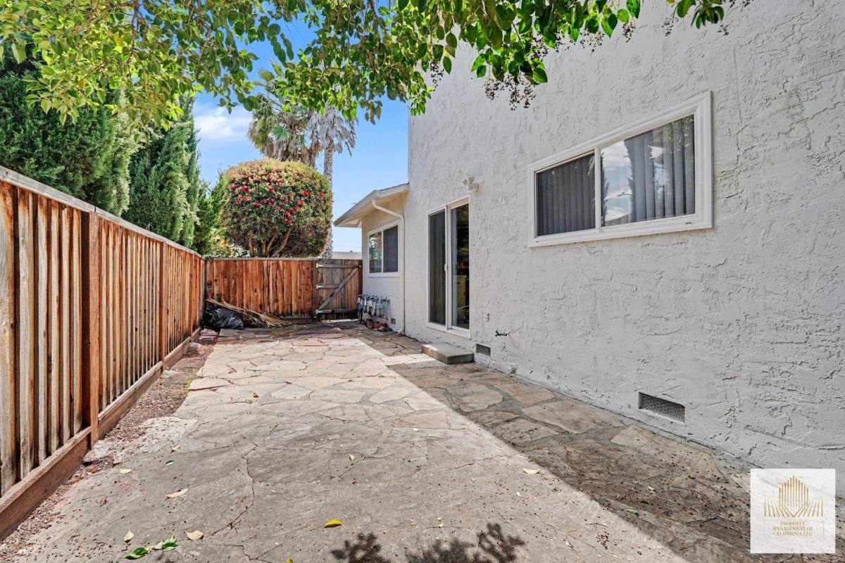House for rent at 1475 Ontario Lane, Campbell, CA 95008