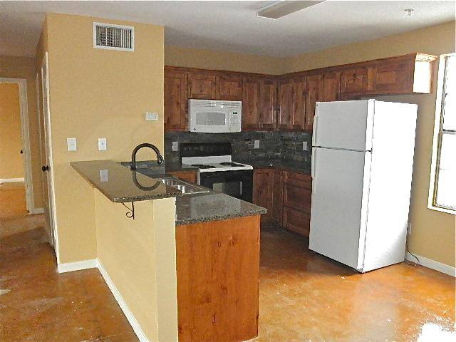 Apartment for rent at 314 E Hutchison St, San Marcos, TX 78666