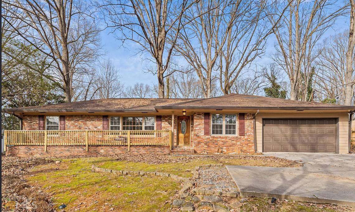 House for rent at 388 Tall Oaks Dr NE, Atlanta, GA 30342