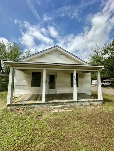 House for rent at 328 N Cleveland Ave, Shawnee, OK 74801