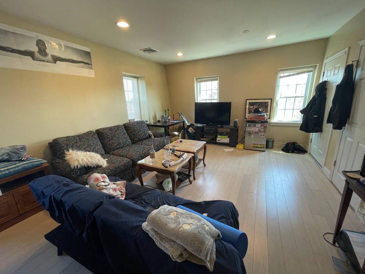 House for rent at 19 America St #4, Providence, RI 02909