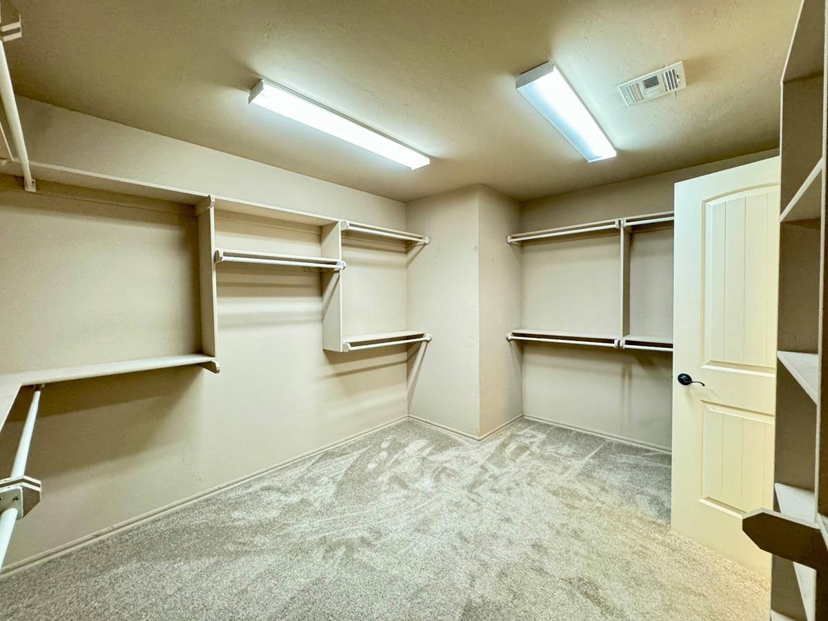 House for rent at Rosewood, 17225 Ridgewood Dr, Edmond, OK 73012
