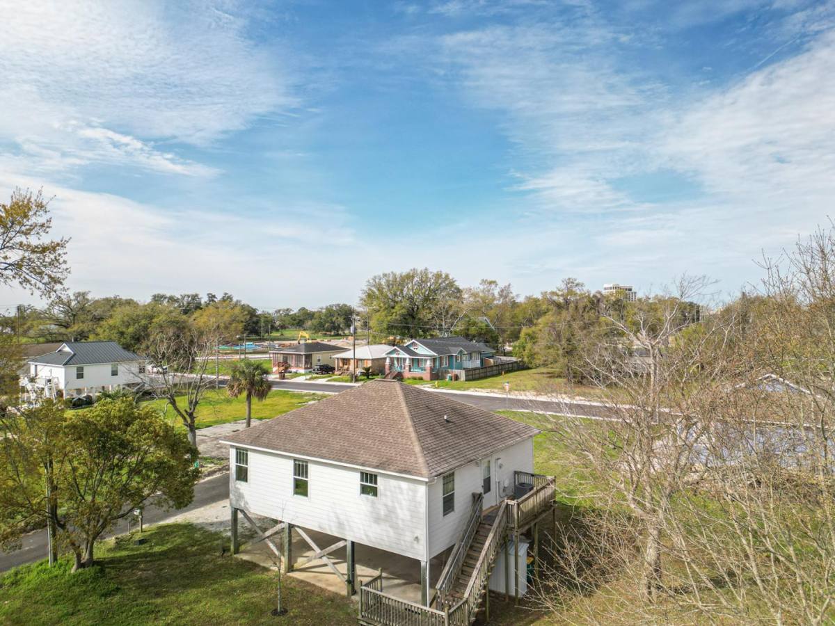 House for rent at 420 Richmond Dr, Biloxi, MS 39530