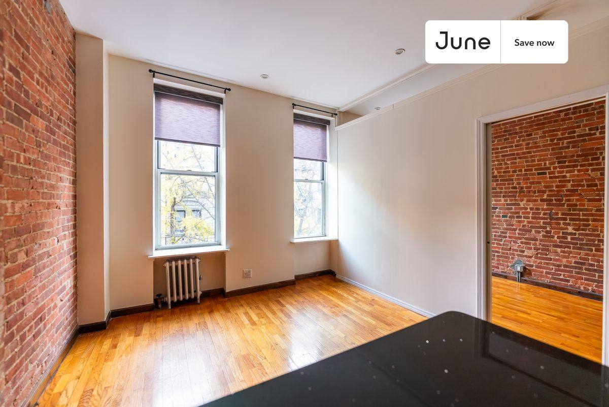 Apartment for rent at 349 W 46th #2S, New York, NY 10036