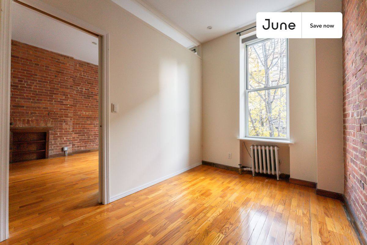Apartment for rent at 349 W 46th #2S, New York, NY 10036