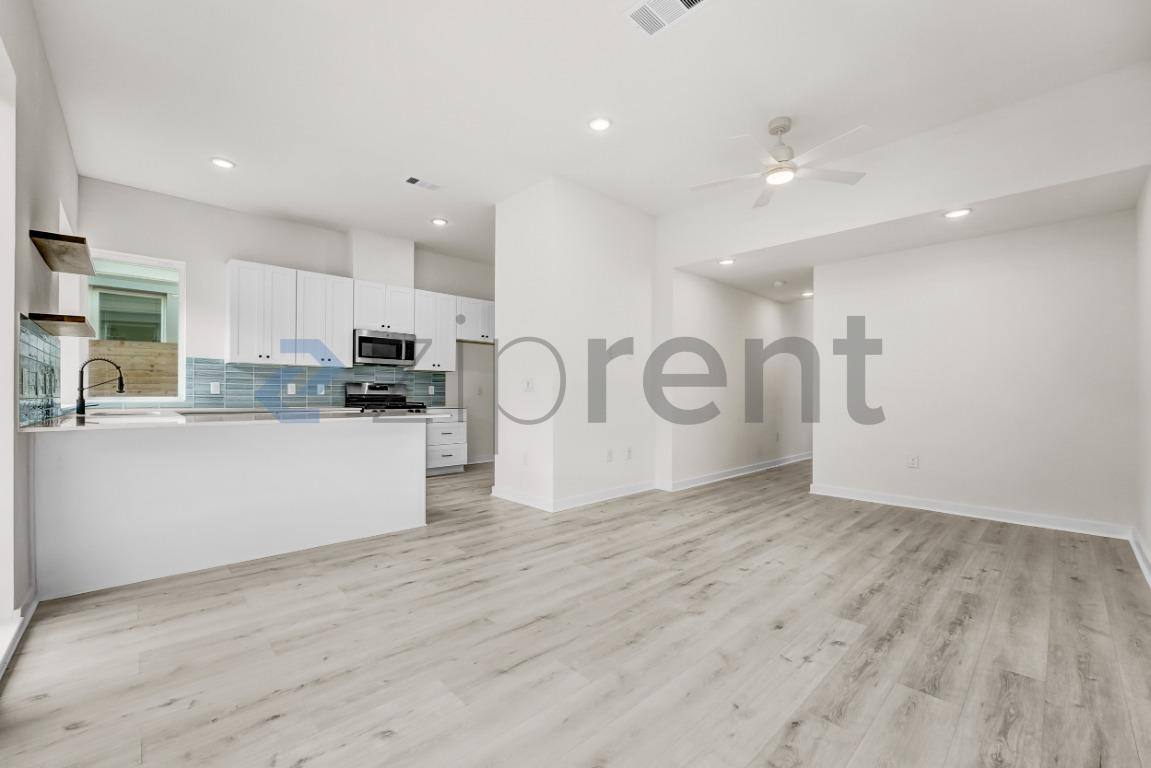 Townhouse for rent at 2000 Riverside Farms Rd #9102, Austin, TX 78741