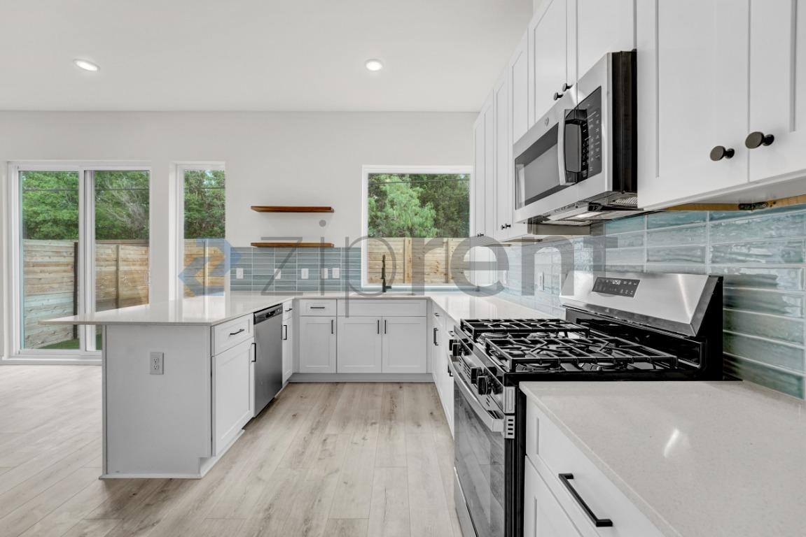 Townhouse for rent at 2000 Riverside Farms Rd #9102, Austin, TX 78741