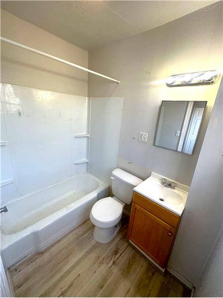 Apartment for rent at 1120 Main St #19, Follansbee, WV 26037