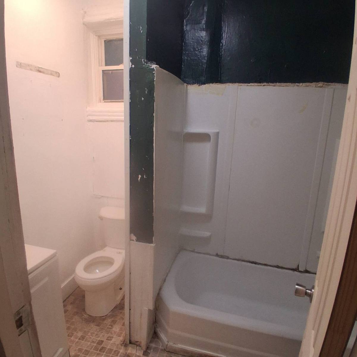 Apartment for rent at 33 Lutheran St, Newburgh, NY 12550