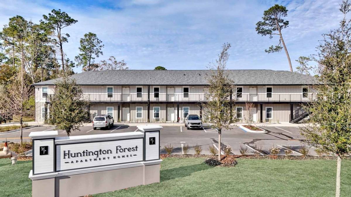Apartment for rent at 10109 Old St Augustine, Jacksonville, FL 32257