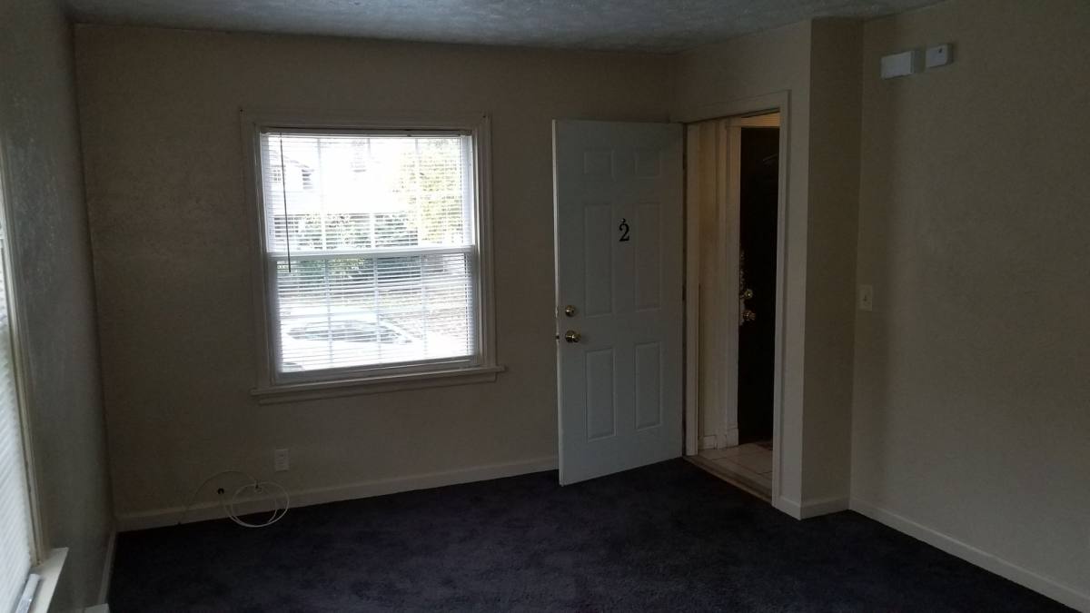 Apartment for rent at 1923 Auburn Ave, Dayton, OH 45406