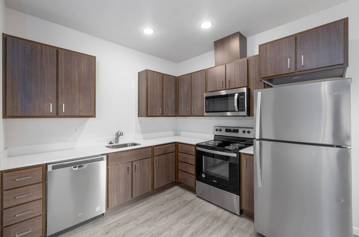 Apartment for rent at 3960 Cherry Ave NE, Salem, OR 97303