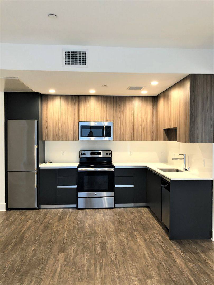 Apartment for rent at 1900 Sawtelle Blvd, Los Angeles, CA 90025