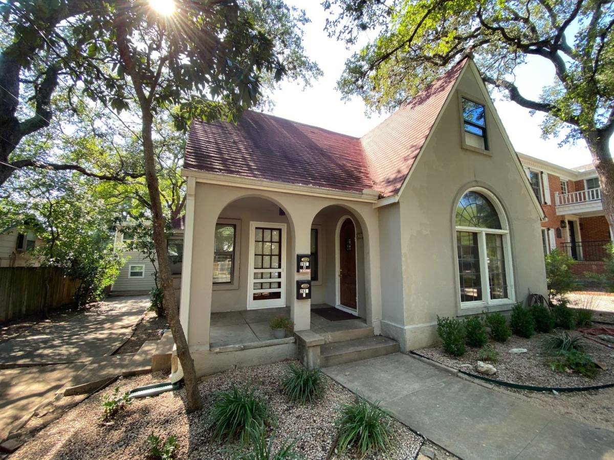Apartment for rent at 2830 San Gabriel St, Austin, TX 78705