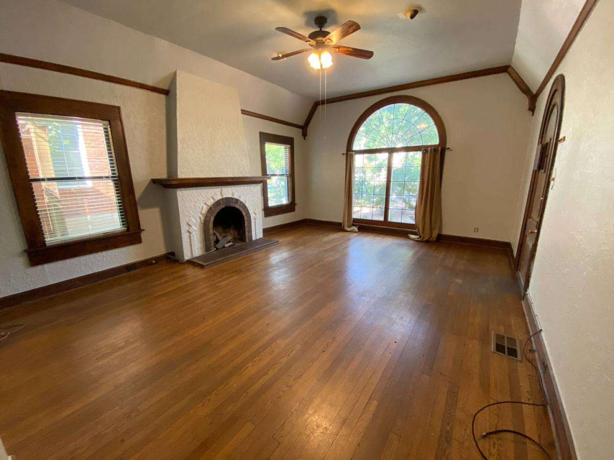 Apartment for rent at 2830 San Gabriel St, Austin, TX 78705