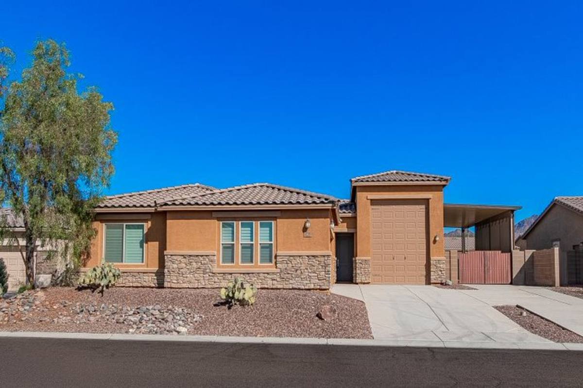 House for rent at 12237 S Laurel Lane, Yuma, AZ 85367