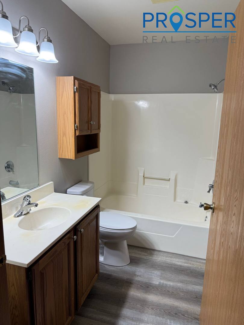 Apartment for rent at 2428 Spooner Ave, Altoona, WI 54720