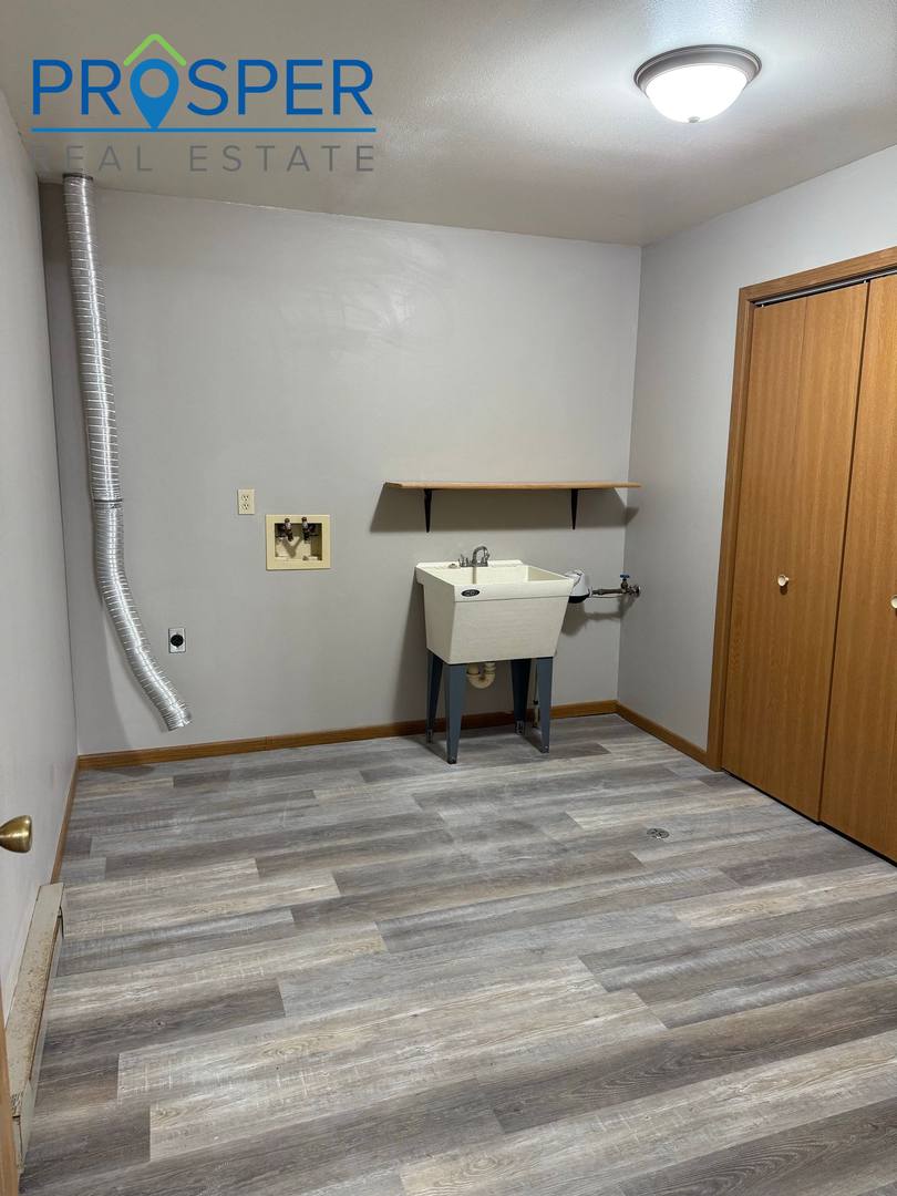 Apartment for rent at 2428 Spooner Ave, Altoona, WI 54720