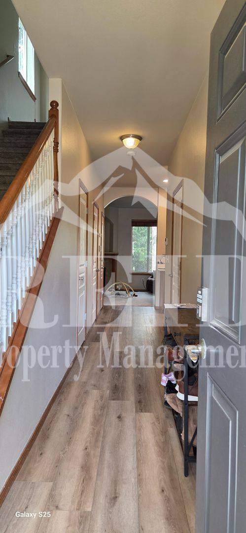 Townhouse for rent at 100 Miramar Circle NE, Bremerton, WA 98311
