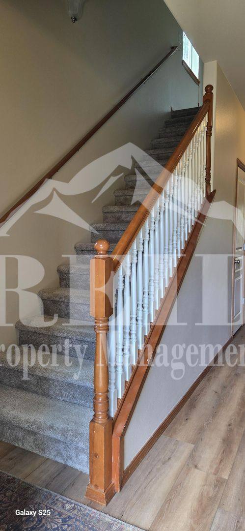 Townhouse for rent at 100 Miramar Circle NE, Bremerton, WA 98311