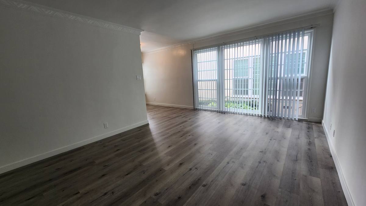 Apartment for rent at 2305-2309 Halm Ave, Los Angeles, CA 90034