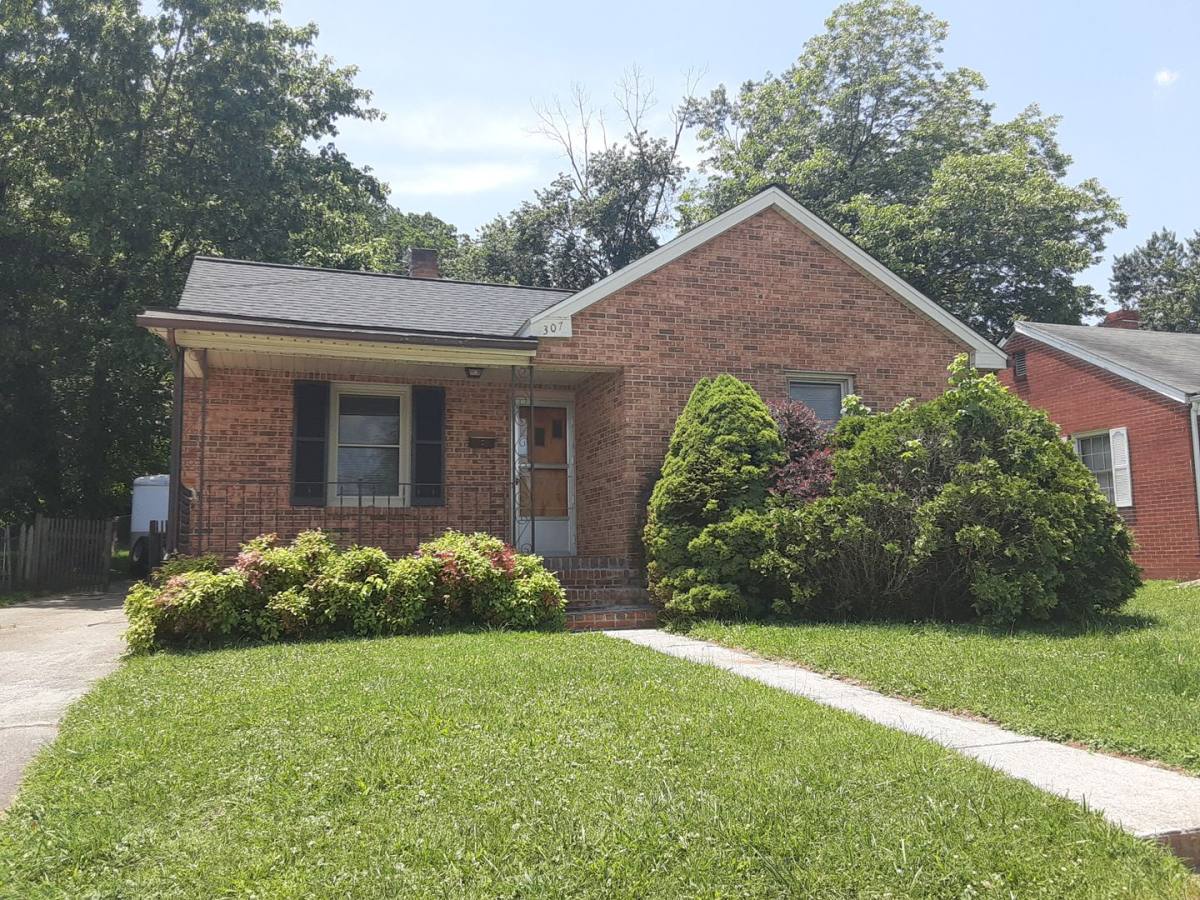 House for rent at 307 Clement St, Radford, VA 24141