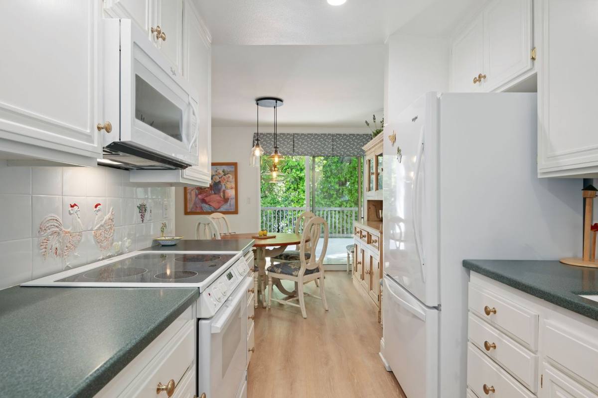 House for rent at 1024 Fairway Rd, Santa Barbara, CA 93108