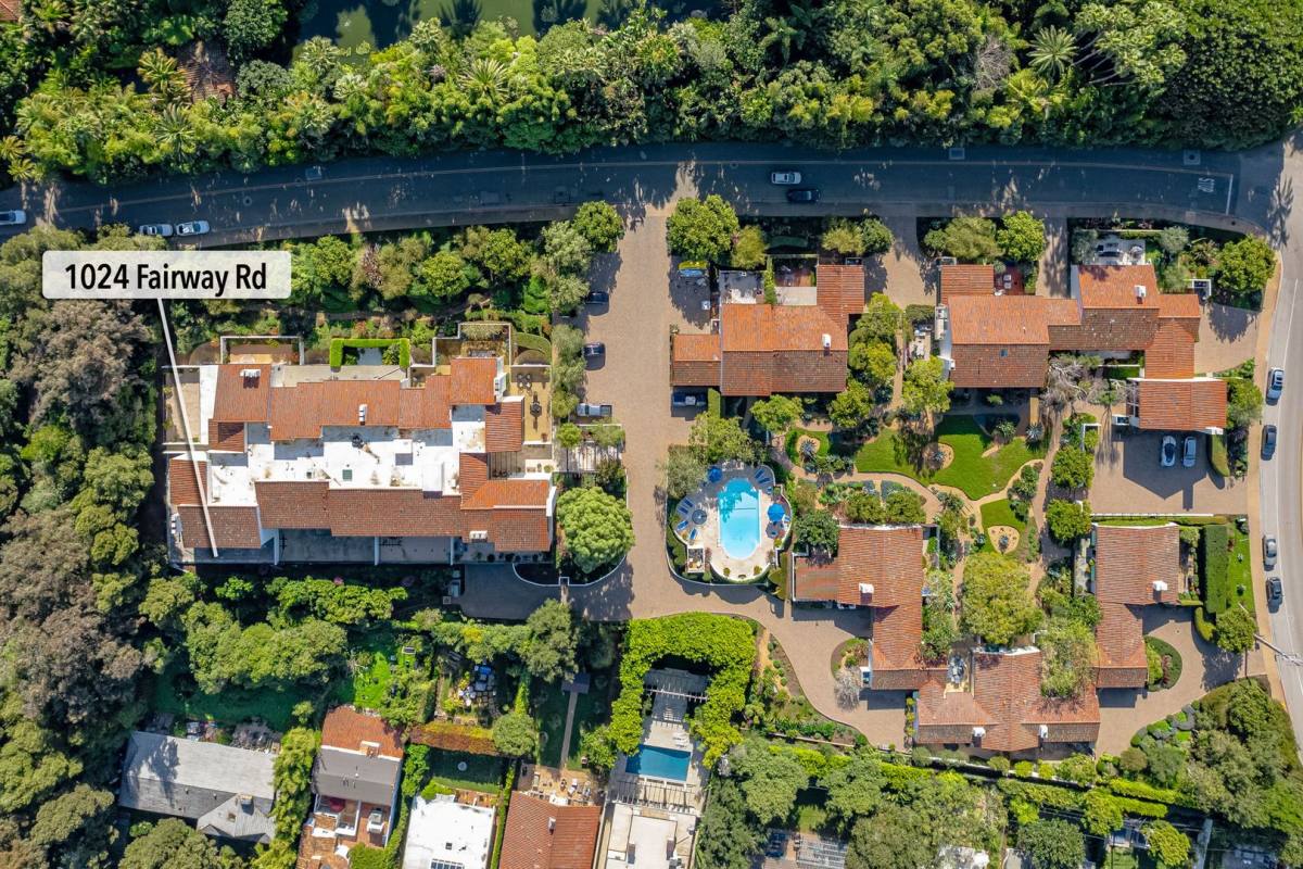 House for rent at 1024 Fairway Rd, Santa Barbara, CA 93108