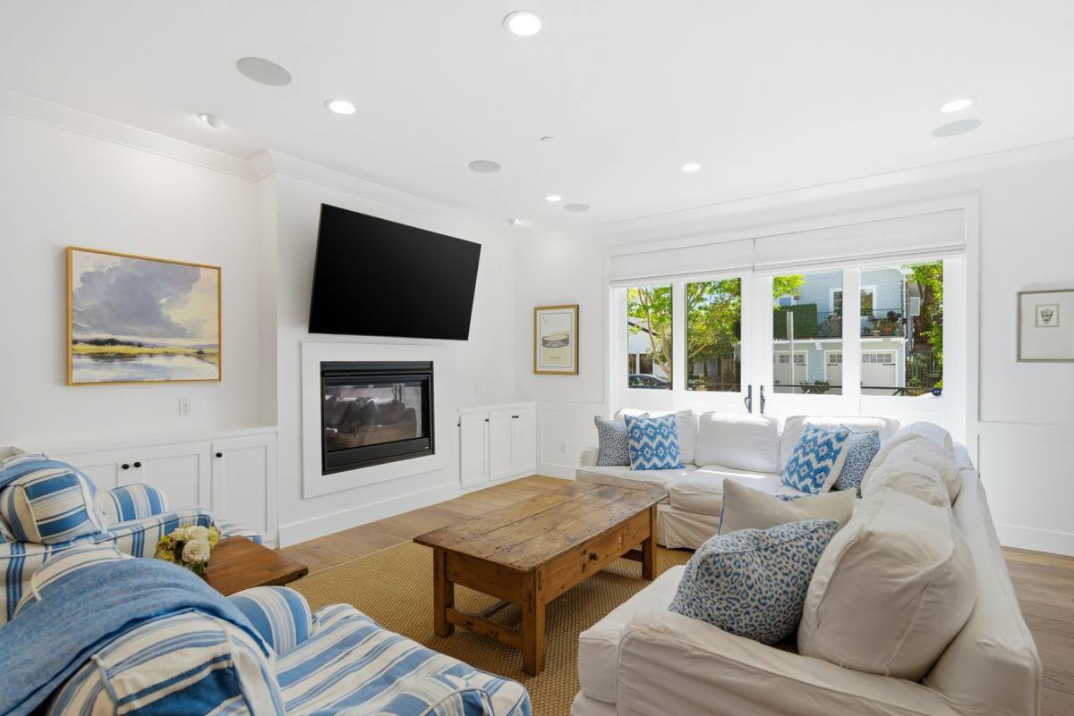 House for rent at 305 Montero St, Newport Beach, CA 92661
