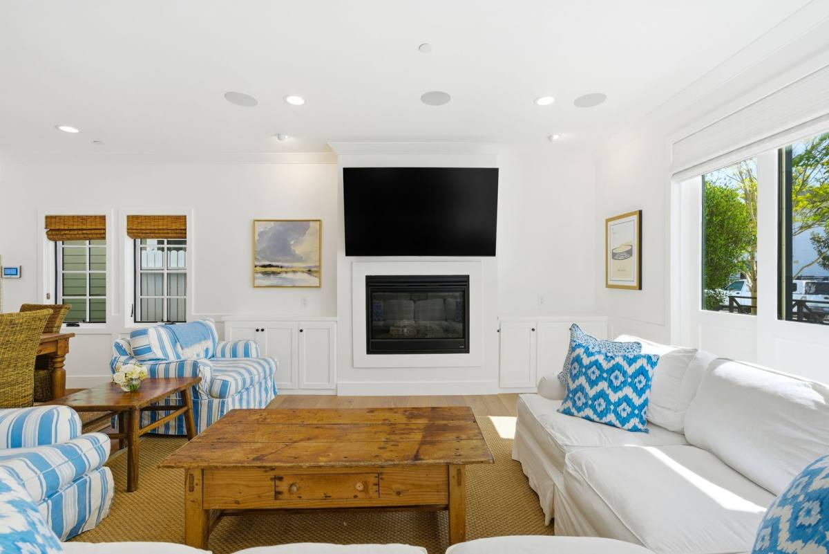 House for rent at 305 Montero St, Newport Beach, CA 92661