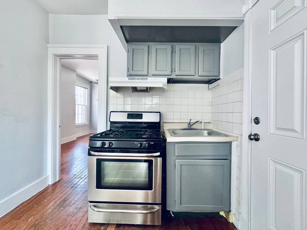 Apartment for rent at 271 Crown St, New Haven, CT 06511