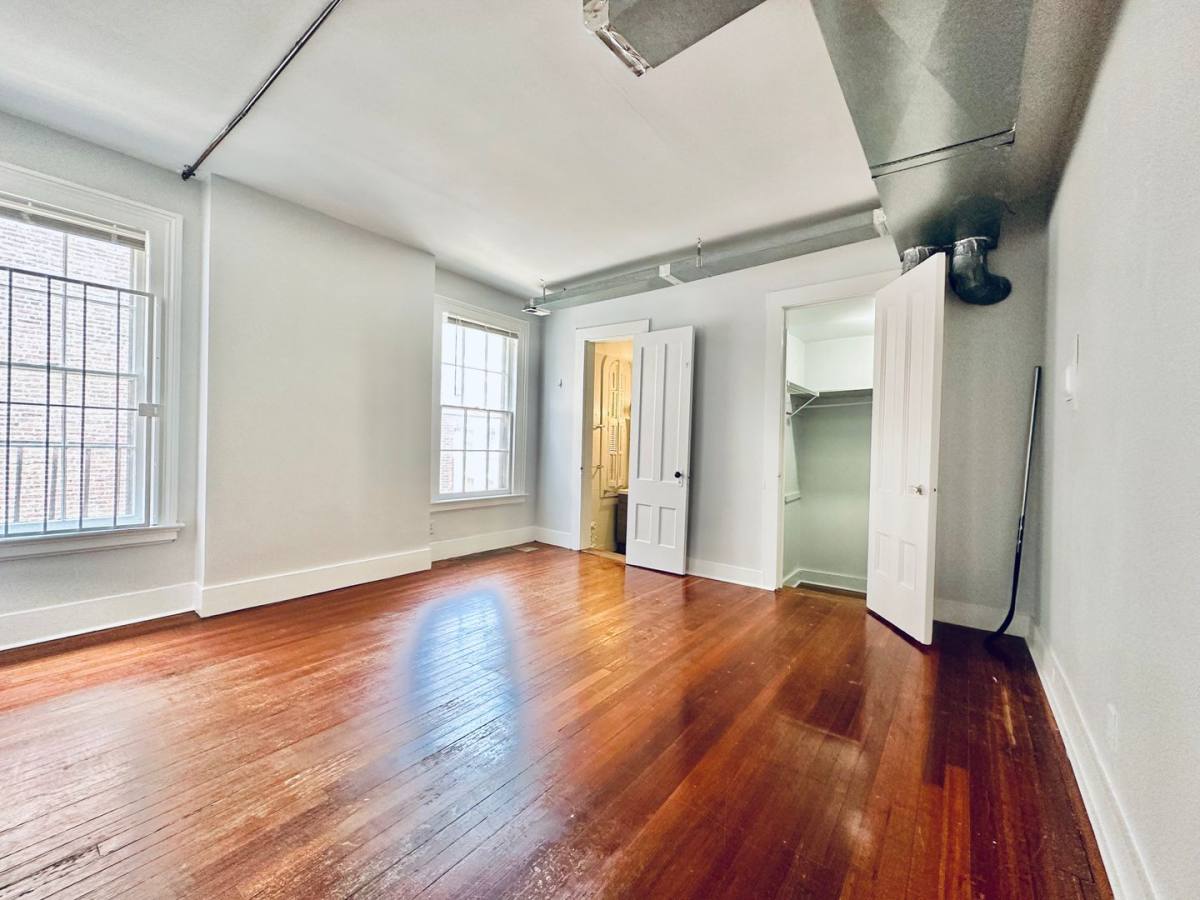 Apartment for rent at 271 Crown St, New Haven, CT 06511