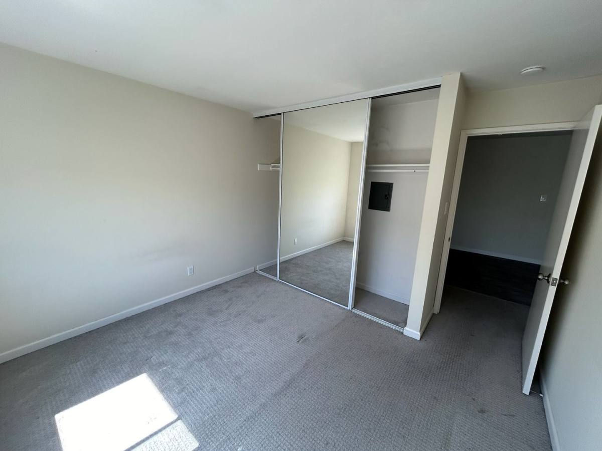 Apartment for rent at 1120 Mission Rd, South San Francisco, CA 94080