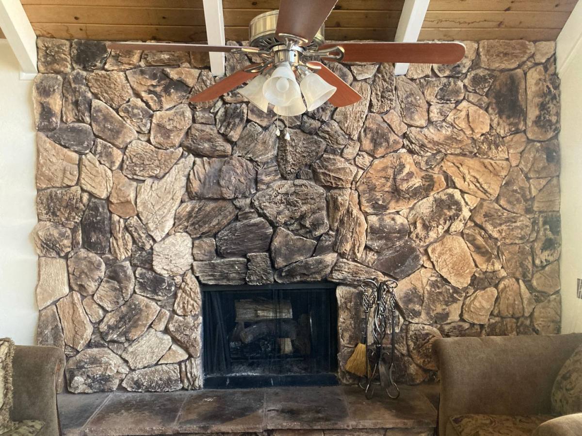 House for rent at 641 Virginia Court, Lake Arrowhead, CA 92352