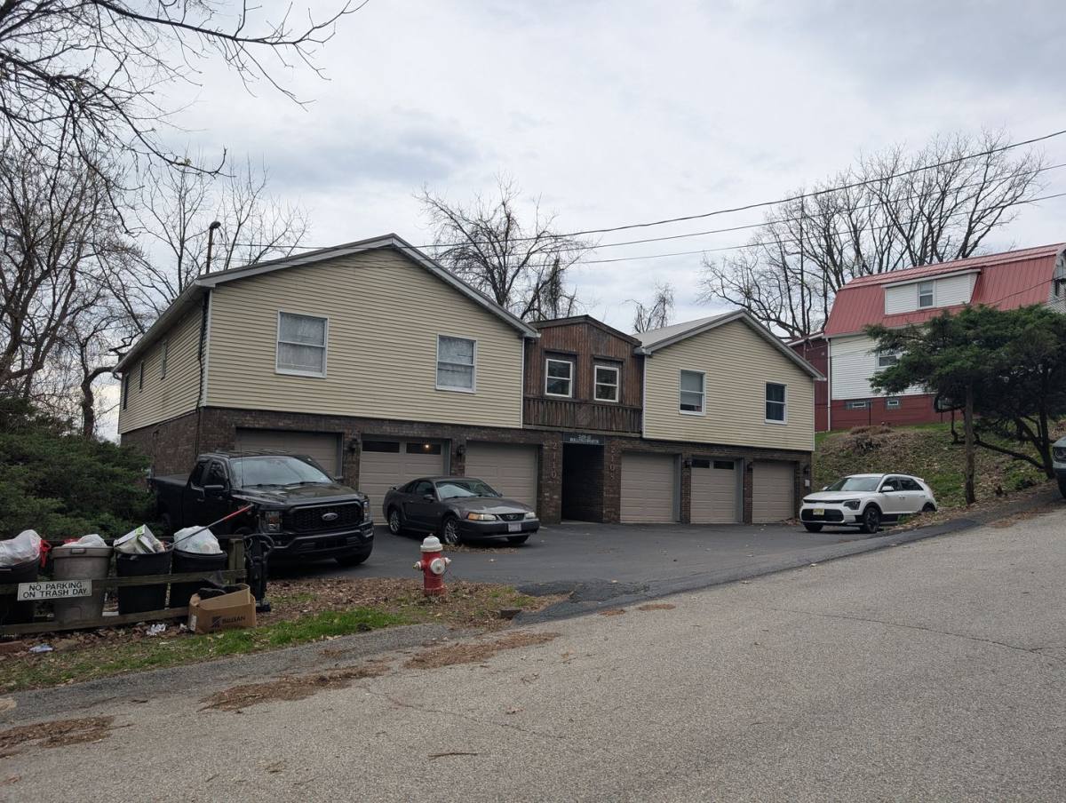 Apartment for rent at 2108 - 2110 Hollingsworth St, New Kensington, PA 15068